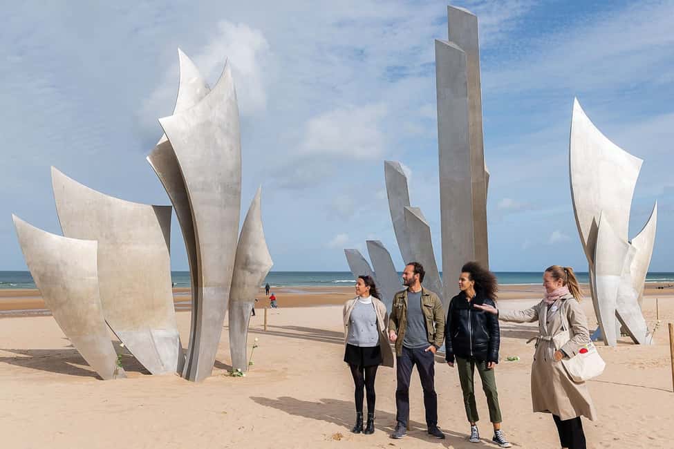 bild nr.4 av Från Paris: Dagstur till Normandie D-Day Beaches aktivitet i Saint-Laurent-sur-Mer, uppladdad av arrangören