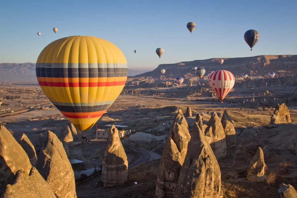 Image N°16 de Cappadoce : Vol en montgolfière à Goreme au-dessus des Fairychimneys activité à Göreme, publiée par le prestataire