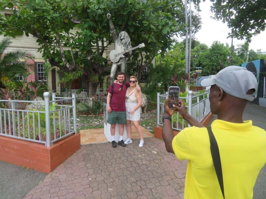 imagem n.4 de Kingston: História da Música Jamaicana Tour incluindo taxas de entrada atividade em Kingston, Jamaica, carregada pelo fornecedor