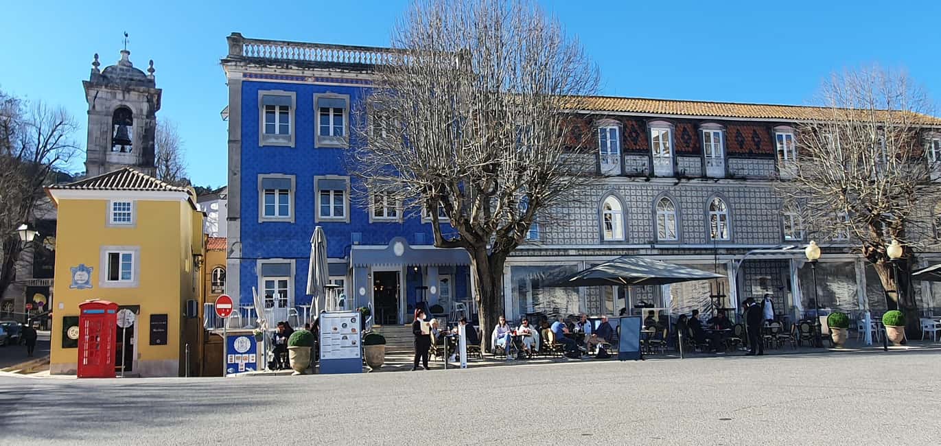 imagen n.º 10 de Lisboa: Sintra, Pena (con ticket de entrada), Regaleira, Roca, Cascais actividad en Sintra, subida por el proveedor