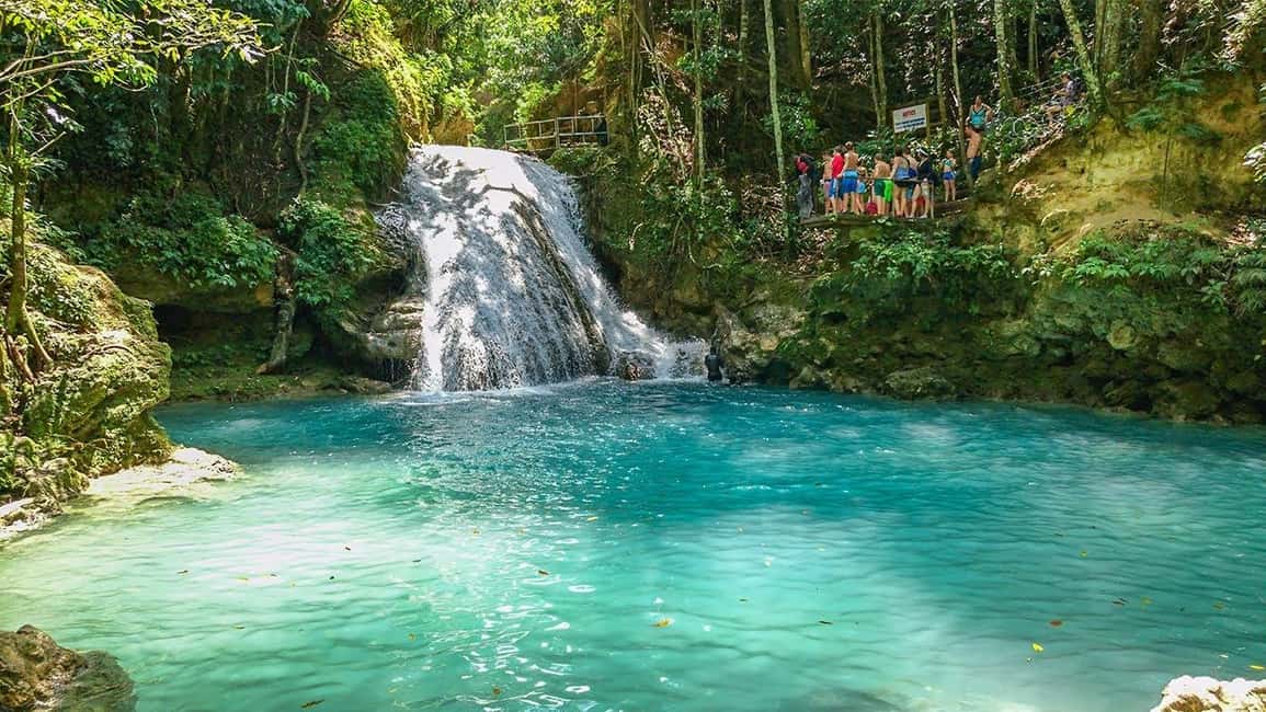 imagem n.21 de De Montego Bay: Experiência na Cascata Blue Hole atividade em Jamaica, carregada pelo fornecedor