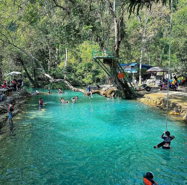 imagen n.º 7 de Desde Vientiane: Excursión a Vang Vieng con Kayak en Cuevas y Tirolina actividad en Vang Vieng, subida por el proveedor