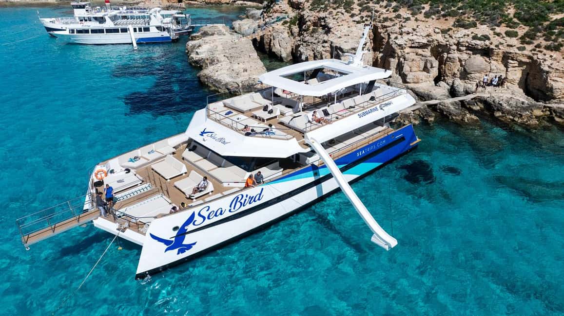 Image N°2 de Comino : visite du lagon bleu, du lagon cristallin et des grottes marines activité à Malte, publiée par le prestataire