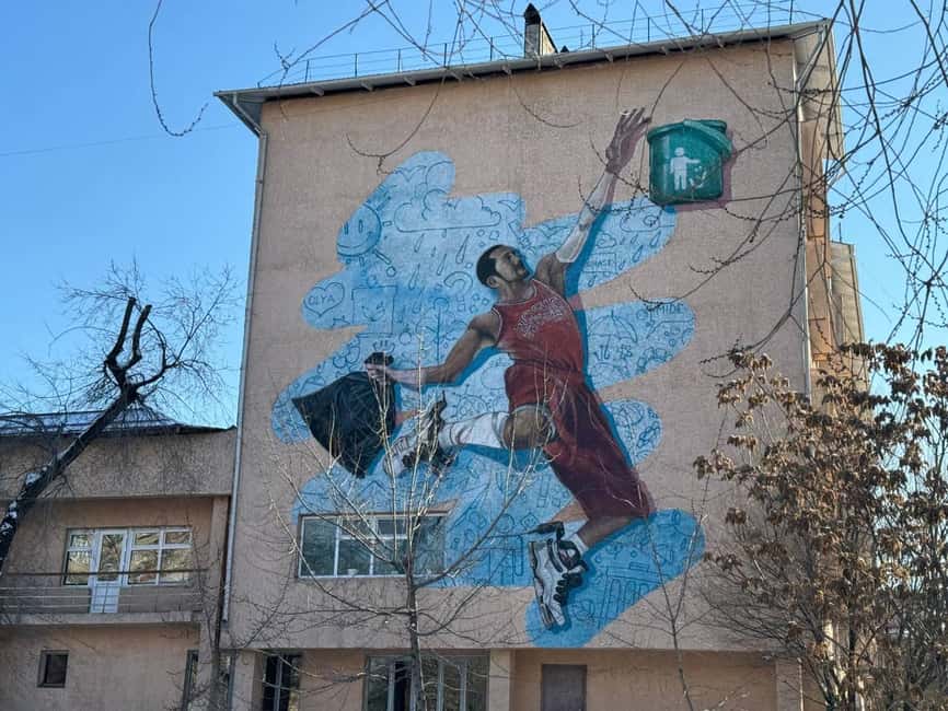 billede nr.33 af aktiviteten Bishkek Street Art og kirgisisk nomadehistorie (Walks & Talks) i Bishkek-regionen, uploadet af udbyder