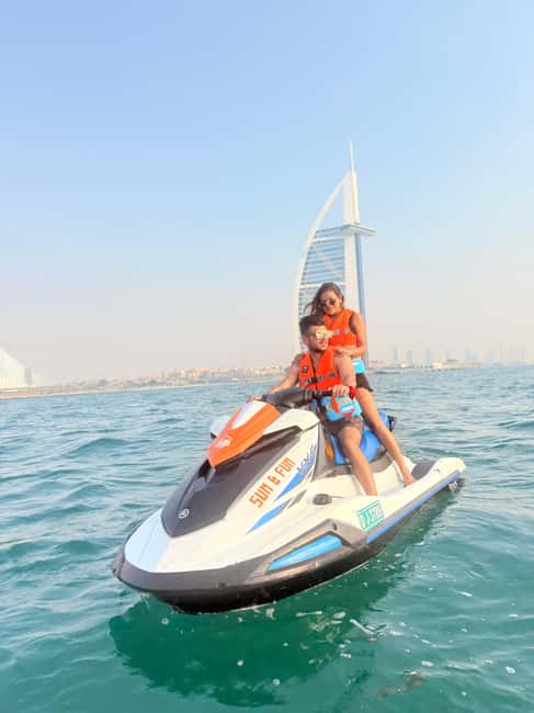 afbeelding n.8 van JETSKI/bezoek de prachtige architectuur van het emiraat met foto's en video's. activiteit in Dubai, geüpload door aanbieder