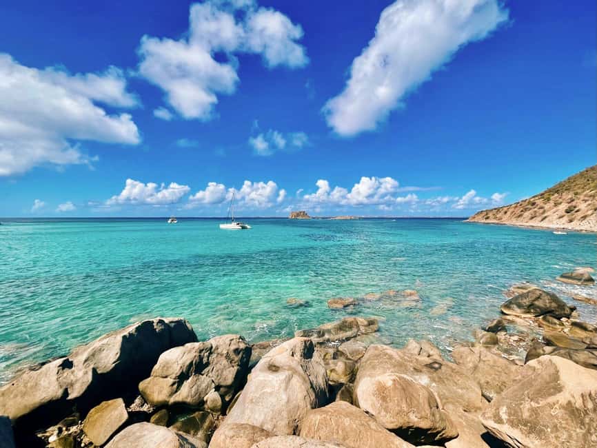 afbeelding n.3 van Sint Maarten: Catamaran snorkelcruise met open bar en lunch activiteit in Sint Maarten, geüpload door aanbieder