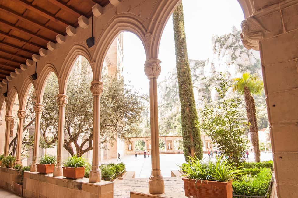 image n.7 of From Barcelona: Montserrat Half-Day Wine and Tapas Trip activity in Catalonia, uploaded by supplier