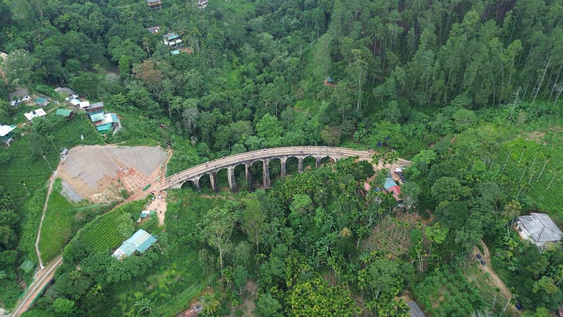 image n.12 of Kandy to Ella First Class Scenic Hill Country Train Journey activity in Mahanuvara, uploaded by supplier