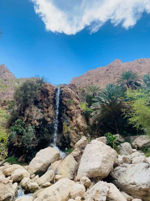 Immagine nº 24 di Muscat: escursione di un'intera giornata a Wadi Shab, grotta romantica e sinkhole attività a Regione al-Sharqiyya, caricata dal fornitore