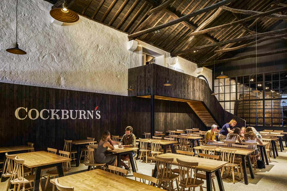 Bild Nr. 2 von Porto: Cockburn's Port Lodge Tour und Verkostung Aktivität in Vila Nova de Gaia, hochgeladen vom Anbieter
