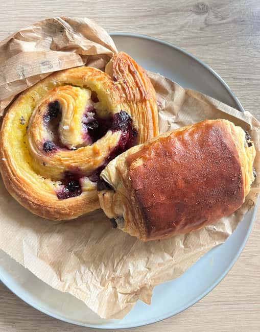 image n.7 of Bordeaux: Early Bird Small-Group Tour with Coffee & Pastry activity in Bordeaux, uploaded by supplier