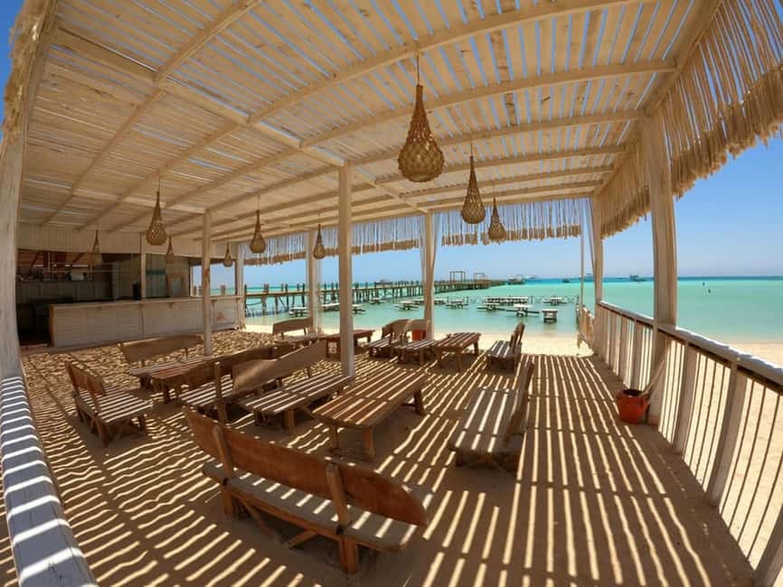 Immagine nº 42 di Hurghada: Escursione di un giorno a Orange Bay con sport acquatici e pranzo attività a Governatorato del Mar Rosso, caricata dal fornitore