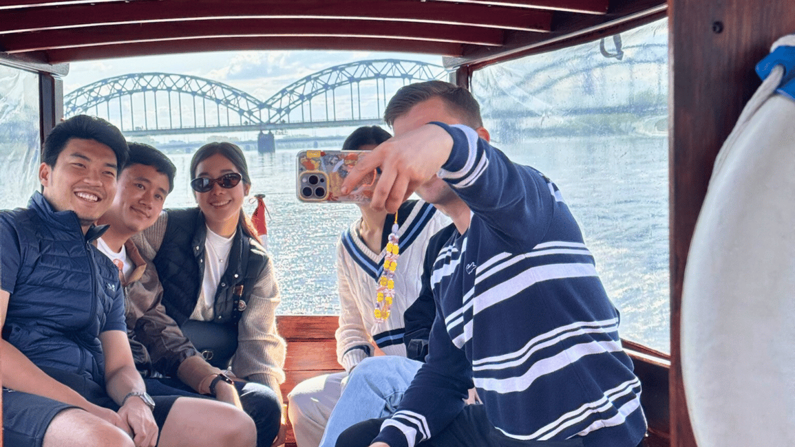 Bild Nr. 3 von Riga: Private Bootstour durch die Kanäle von Riga mit lettischem Bier Aktivität in Riga, hochgeladen vom Anbieter