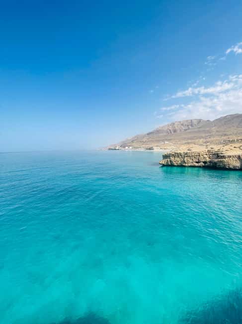 Immagine nº 27 di Muscat: escursione di un'intera giornata a Wadi Shab, grotta romantica e sinkhole attività a Regione al-Sharqiyya, caricata dal fornitore