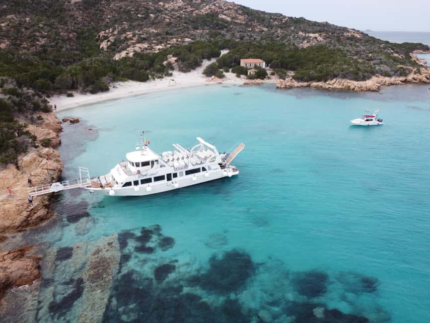 81. fotó – Palau-ból: La Maddalena-szigetcsoport 4 megállós hajókirándulás – program helye: Szardínia, feltöltötte a programszervező