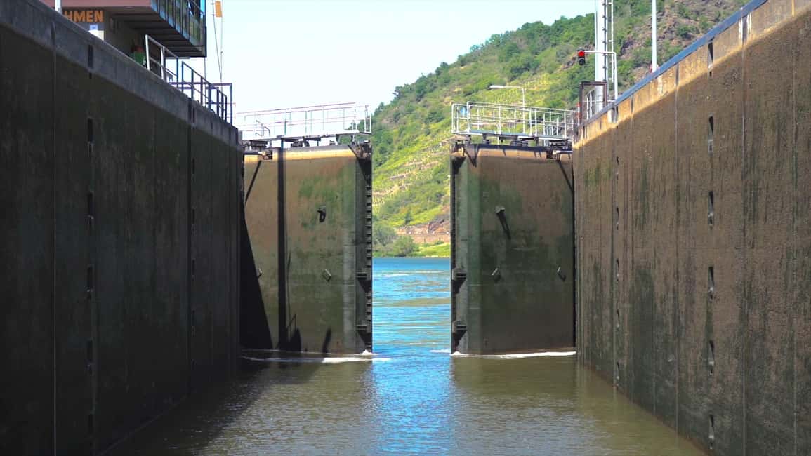 image n.3 of From Alken: Return Day Trip by Boat to Cochem activity in Mülheim, Moselle, uploaded by supplier