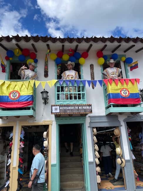 imagem n.17 de Medellín: Vila Guatape com degustação de café e frutas atividade em El Peñol, carregada pelo fornecedor