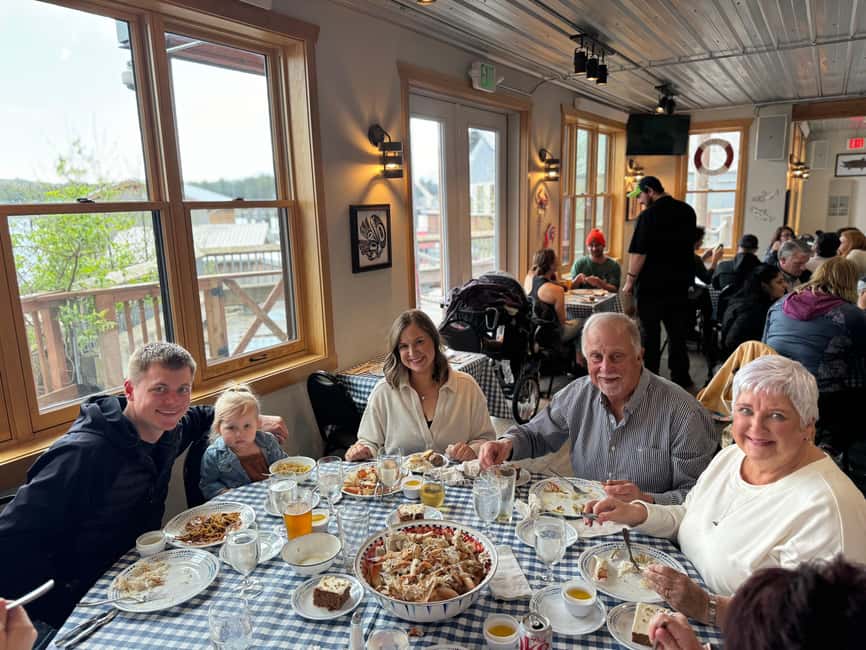 image n.6 of Ketchikan: Lumberjack Show & Crab Feast activity in Alaska, uploaded by supplier