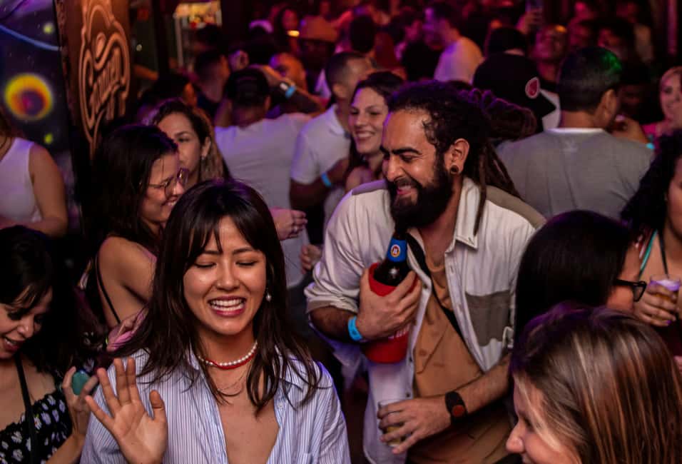 Bild Nr. 10 von Big Hamburg Pubcrawl - Shots, Spiele & VIP Bundle Aktivität in Hamburg, hochgeladen vom Anbieter