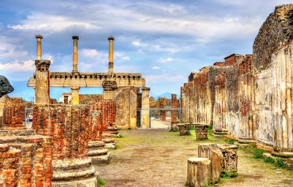 image n.2 of From Rome: Pompeii and Vesuvius with lunch activity in Rome, uploaded by supplier