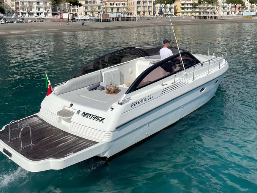 image n.9 of Amalfi Coast: Scenic Boat Private Tour with Aperitif activity in Maiori, uploaded by supplier