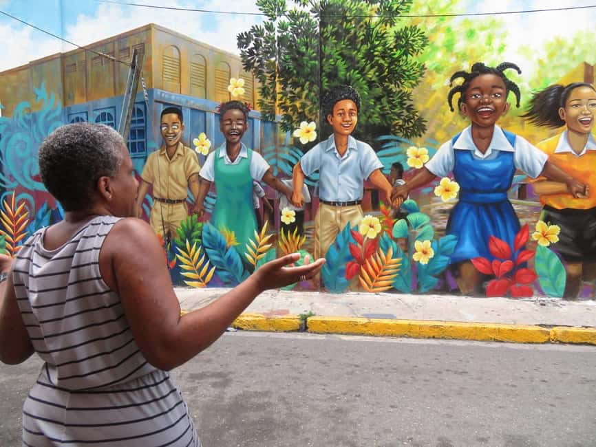 imagem n.5 de Kingston: Excursão a pé com exploração de murais atividade em Kingston, Jamaica, carregada pelo fornecedor