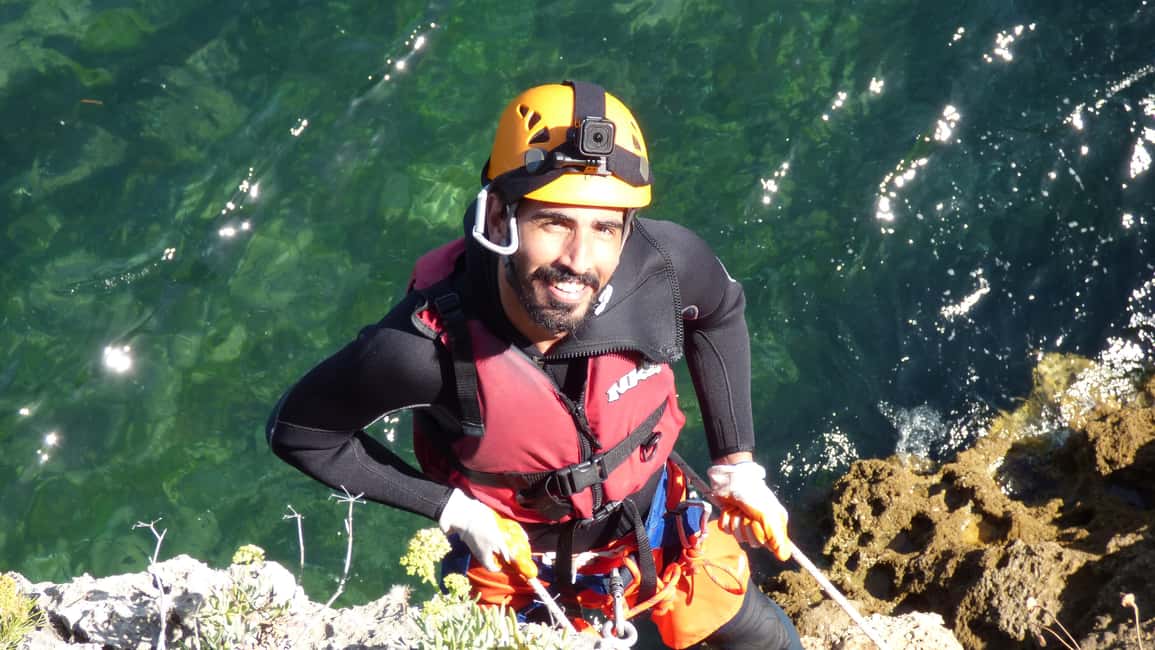 image n.13 of Portinho da Arrábida: Coasteering Boat Tour activity in Lisbon District, uploaded by supplier