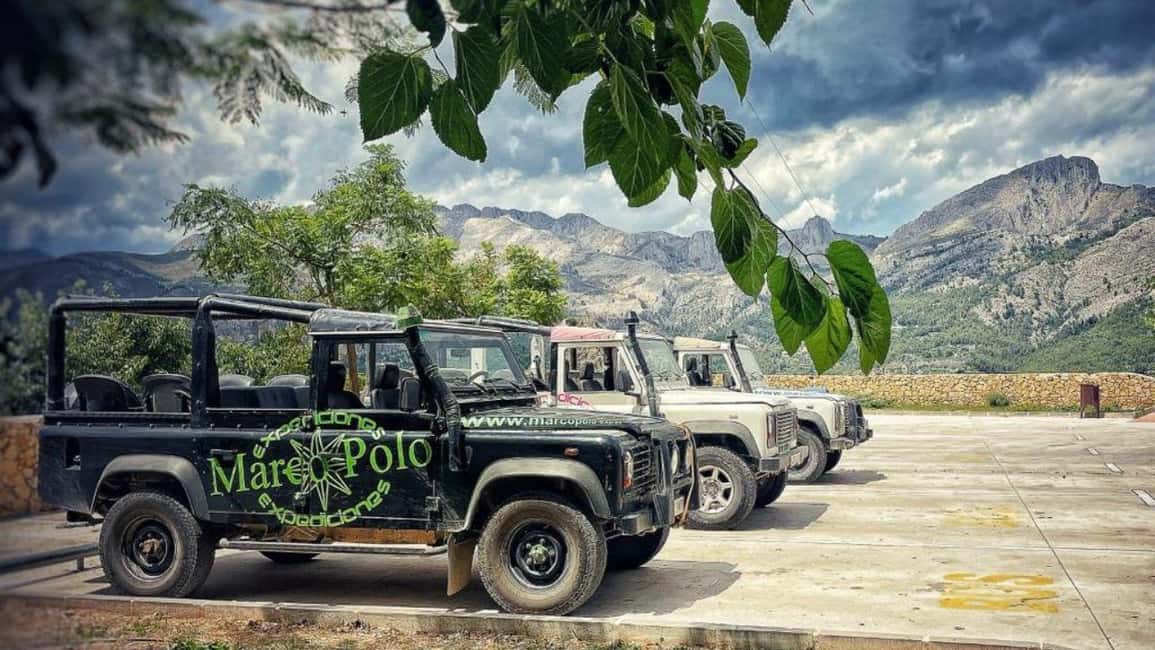 imagen n.º 3 de Benidorm: Excursión guiada en Jeep a Guadalest y las Cascadas del Algar actividad en Callosa de Ensarriá, subida por el proveedor