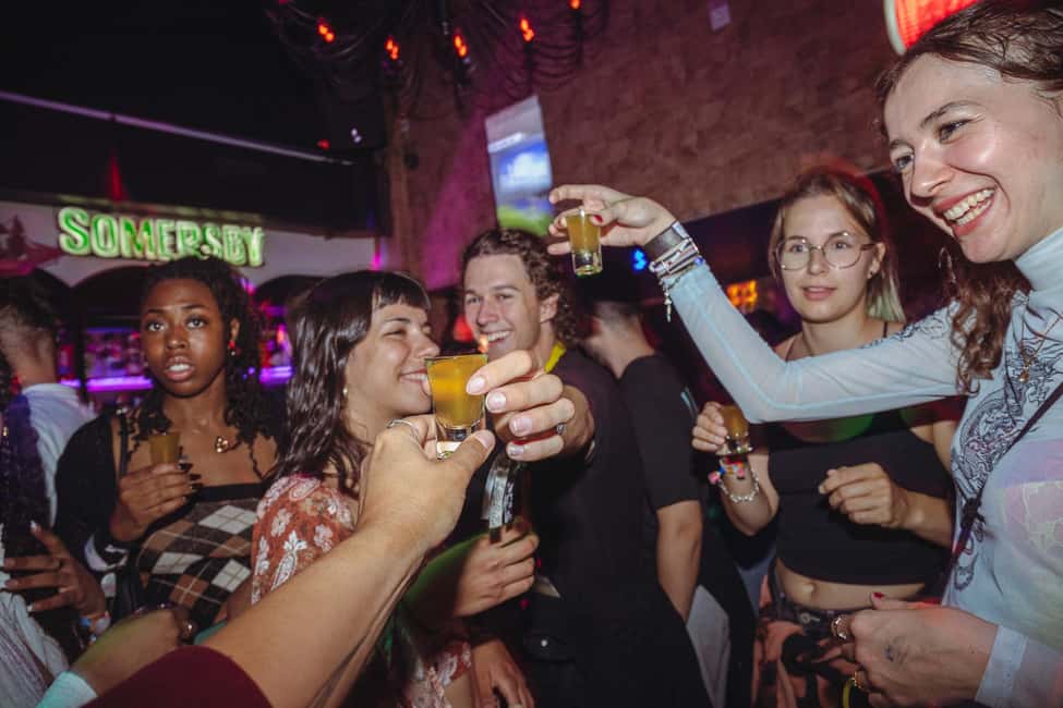 image n.4 of Lisbon Pub Crawl with Free Drinks activity in Portugal, uploaded by supplier