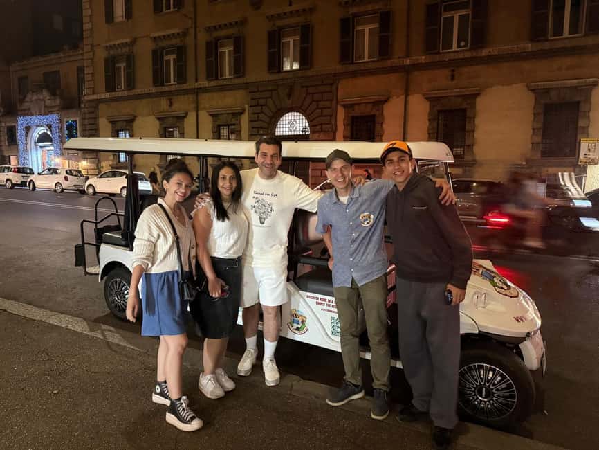 Image N°1 de Rome : Visite touristique nocturne en voiturette de golf privée et Aperitivo activité à Rome, publiée par le prestataire