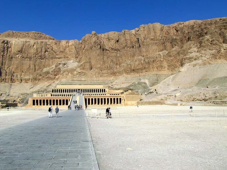 image n.4 of Guided tour to West Bank visit Valley of the Kings activity in Luxor, uploaded by supplier