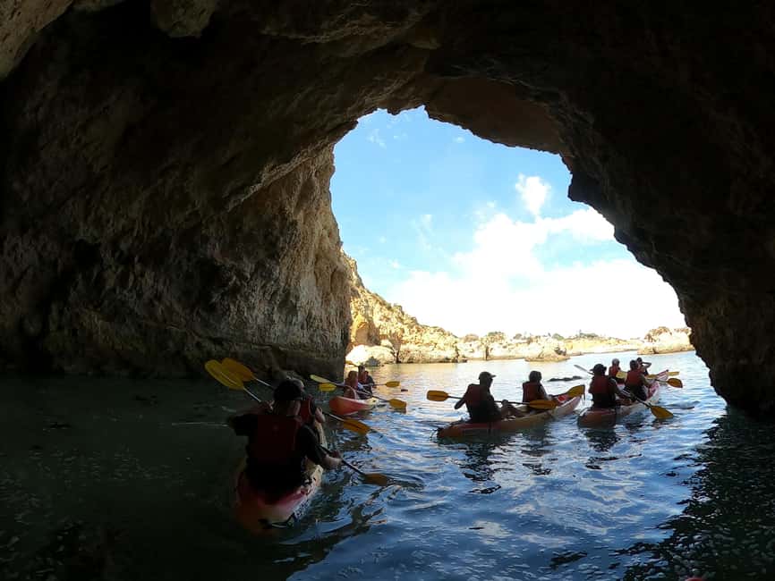 imagem n.17 de Passeio Privado de Barco e Caiaque com Aventura de Snorkeling (Alvor) atividade em Alvor, carregada pelo fornecedor