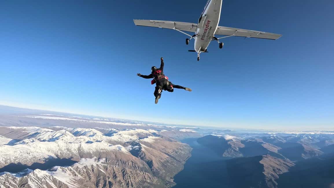 image n.7 of Queenstown: Tandem Skydive Experience activity in Queenstown, uploaded by supplier