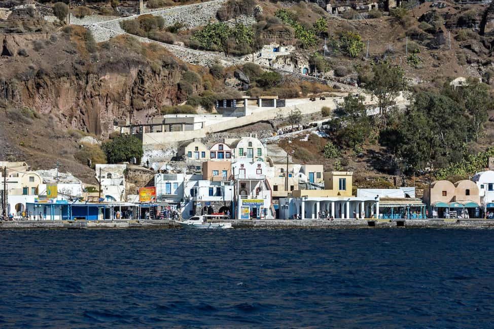 Immagine nº 16 di Porto di Santorini: Crociera al vulcano, alle sorgenti termali e a Thirassia attività a Fira, caricata dal fornitore