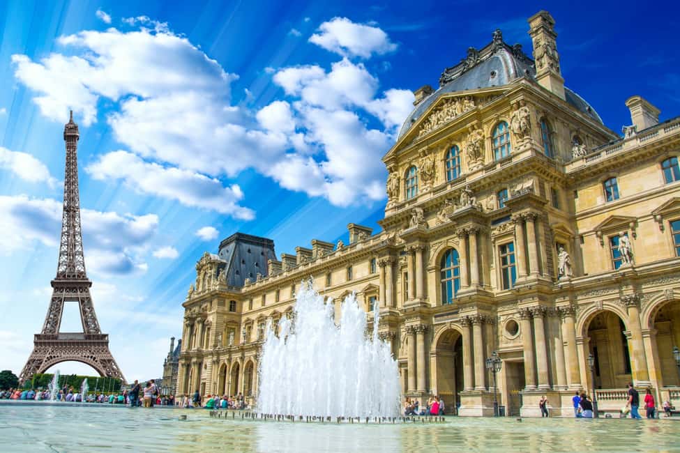 Image N°4 de Visite en voiture privée de la vieille ville de Paris et de ses principales attractions activité à Paris, publiée par le prestataire
