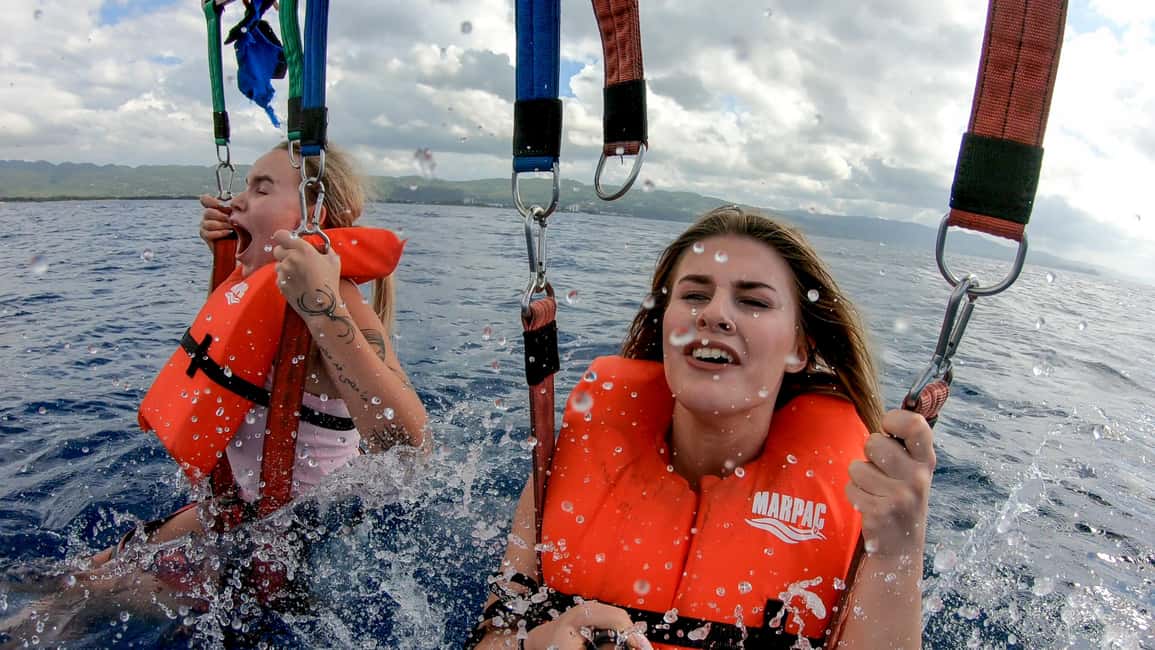 imagem n.4 de Montego Bay: Aventura de Jet Car e Parasailing atividade em Montego Bay, carregada pelo fornecedor