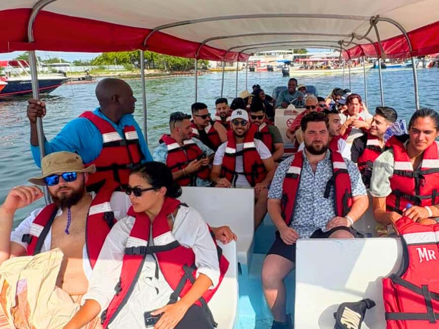 imagem n.11 de Cartagena: 6 paragens nas Ilhas Rosário, Oceanário, almoço e mergulho com snorkel atividade em Cartagena, carregada pelo fornecedor