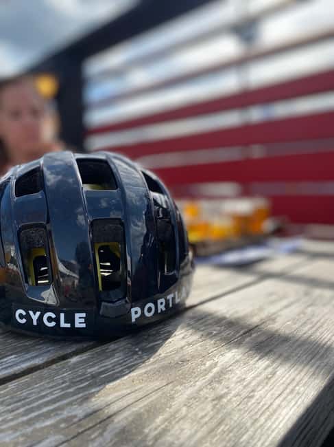 image n.1 of Portland: Guided Bike Tour with Brewery Visits activity in Oregon, uploaded by supplier