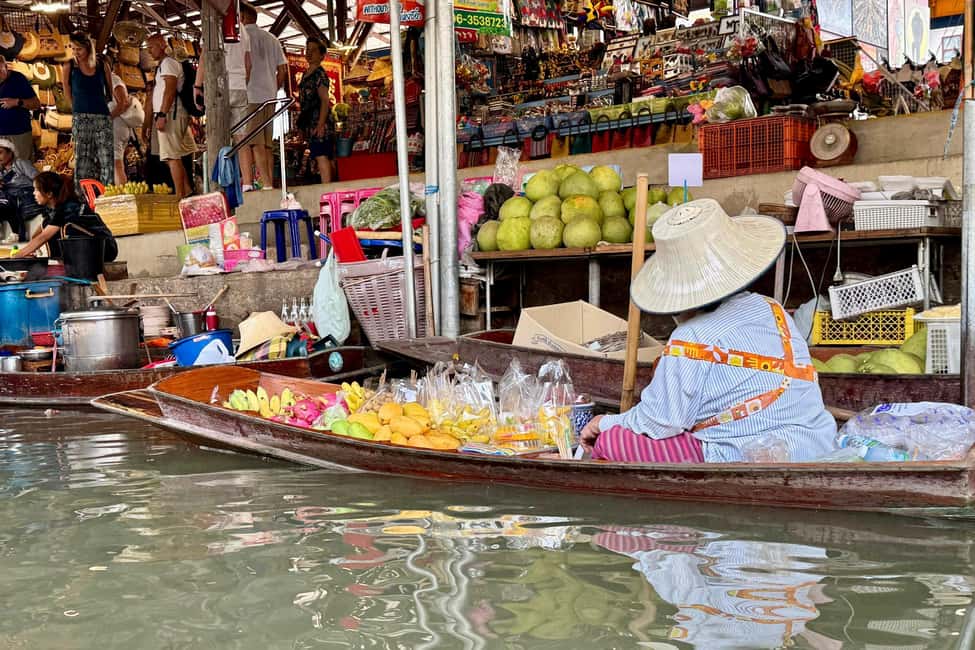 image n.20 of Bangkok: Floating Market and Train Market Experience activity in Pattaya, uploaded by supplier