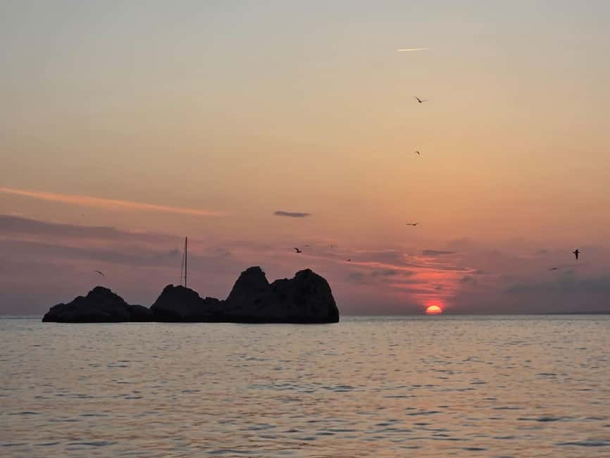 imagen n.º 3 de Marsella: salida al atardecer en velero actividad en Marsella, subida por el proveedor