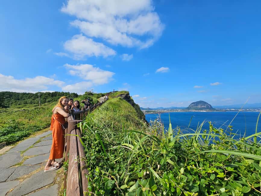 image n.15 of Jeju Island: Full-Day SouthWest Bus Tour with Entry Fees activity in Seogwipo-si, uploaded by supplier