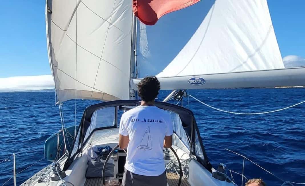 image n.2 of Ponta Delgada Full Day Sailing Tour with Drinks and Snacks activity in Sao Roque, Portugal, uploaded by supplier