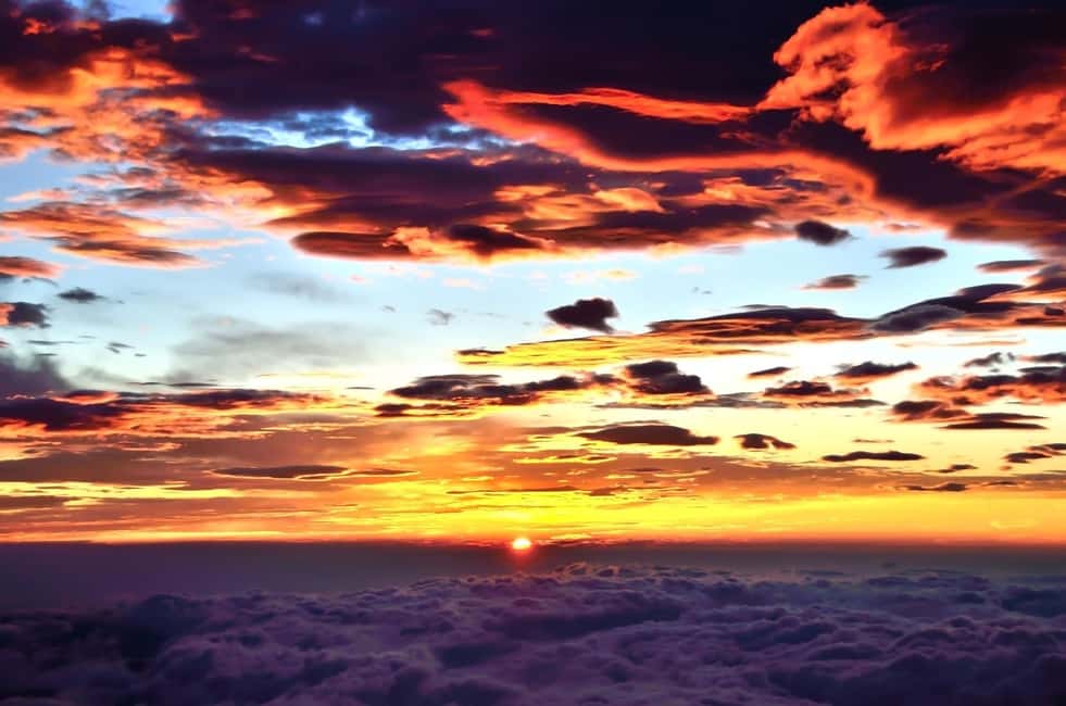 image n.14 of Mt. Fuji: 2-Day Climb with Hut Stay, Meals, and Hot Springs activity in Fujinomiya, uploaded by supplier
