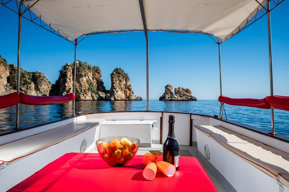 imagen n.º 2 de Castellammare del Golfo: Excursión en barco a la Reserva Natural del Zingaro y Scopello actividad en Sicilia, subida por el proveedor