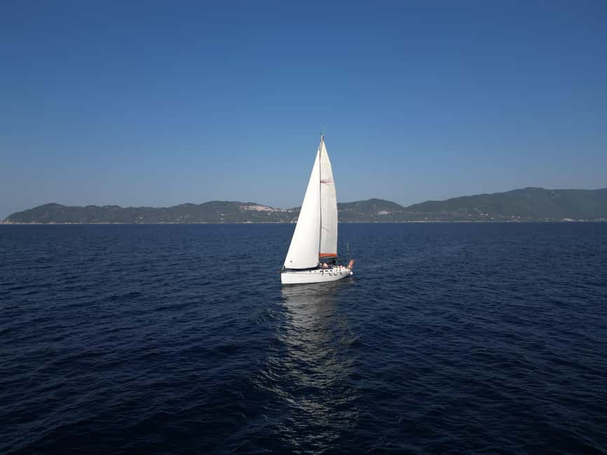 imagen n.º 5 de Excursión de un día con Diamanti Sailing Skiathos, almuerzo incluido. actividad en Tesalia, subida por el proveedor