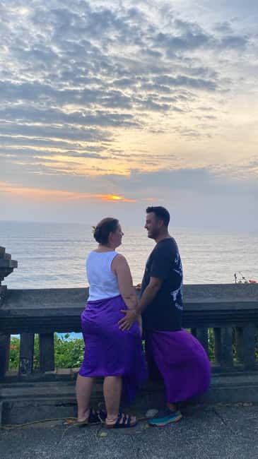 imagem n.7 de Bali: Passeio pela praia e pelo templo ao pôr do sol com show de dança do fogo atividade em Bali, carregada pelo fornecedor