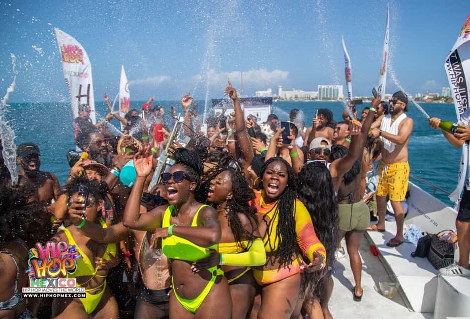 image n.7 of Cancun: Hip Hop Sessions Party Boat Cruise activity in Cancún, uploaded by supplier