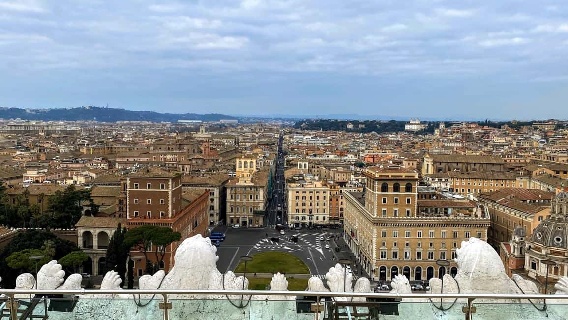 Image N°8 de Rome : Vittoriano avec Rooftop & Palazzo Venezia Hosted Entry activité à Rome, publiée par le prestataire