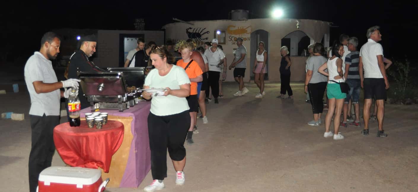 Immagine nº 10 di Hurghada: Avventura nel deserto con osservazione delle stelle in jeep e cena attività a Hurghada, caricata dal fornitore