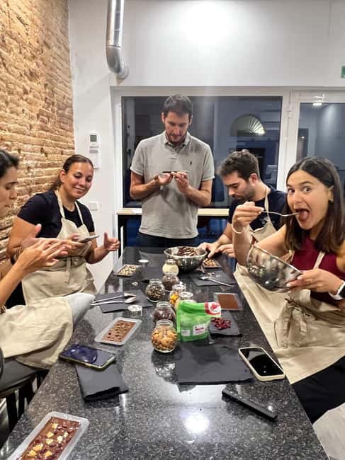 image n.6 of Bean to Bar Chocolate Workshop in Barcelona activity in Barcelona, uploaded by supplier